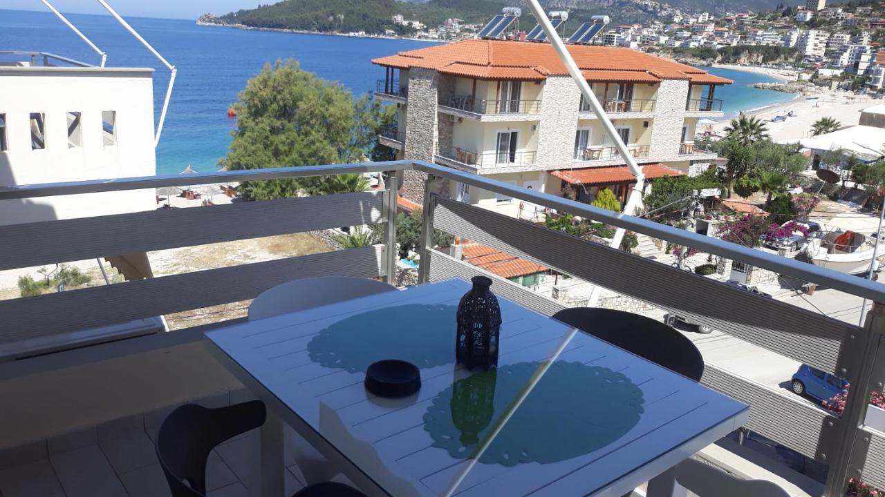 Menikos Apartments Himare Exterior photo